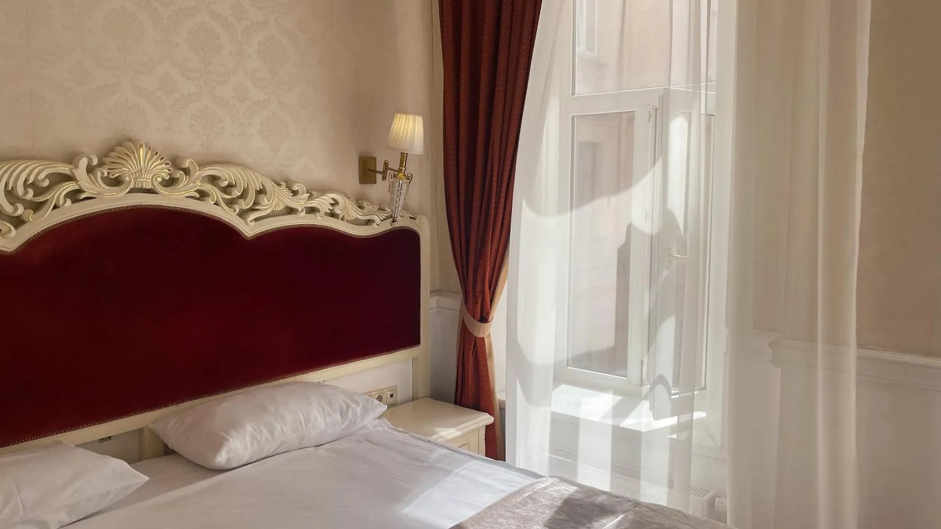 Royal Grand Hotel Kiev