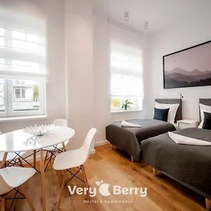 Very Berry - Orzeszkowej 14 - Mtp Apartment, Parking, Check In 24h Polska