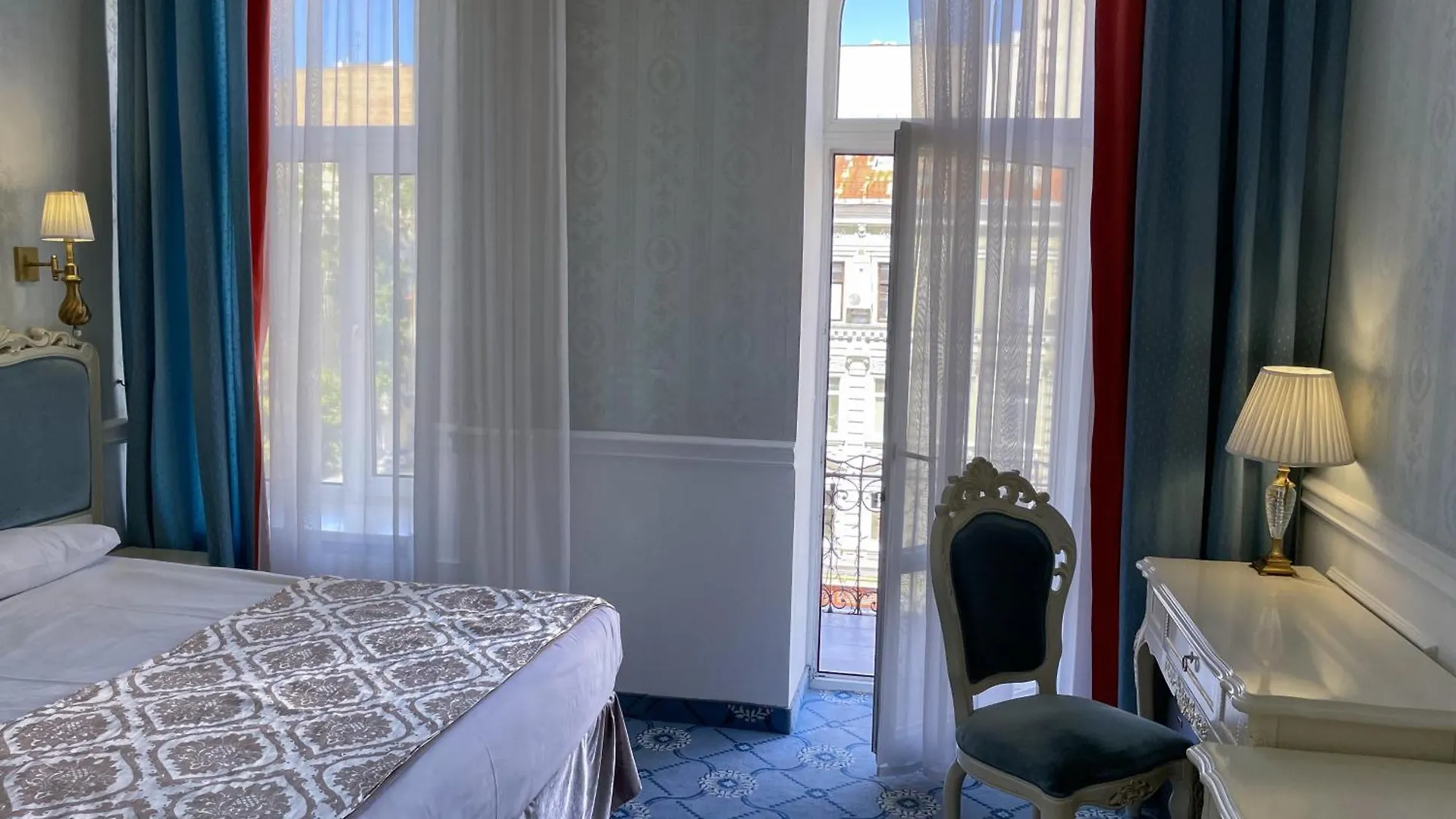 Royal Grand Hotel Kyiv
