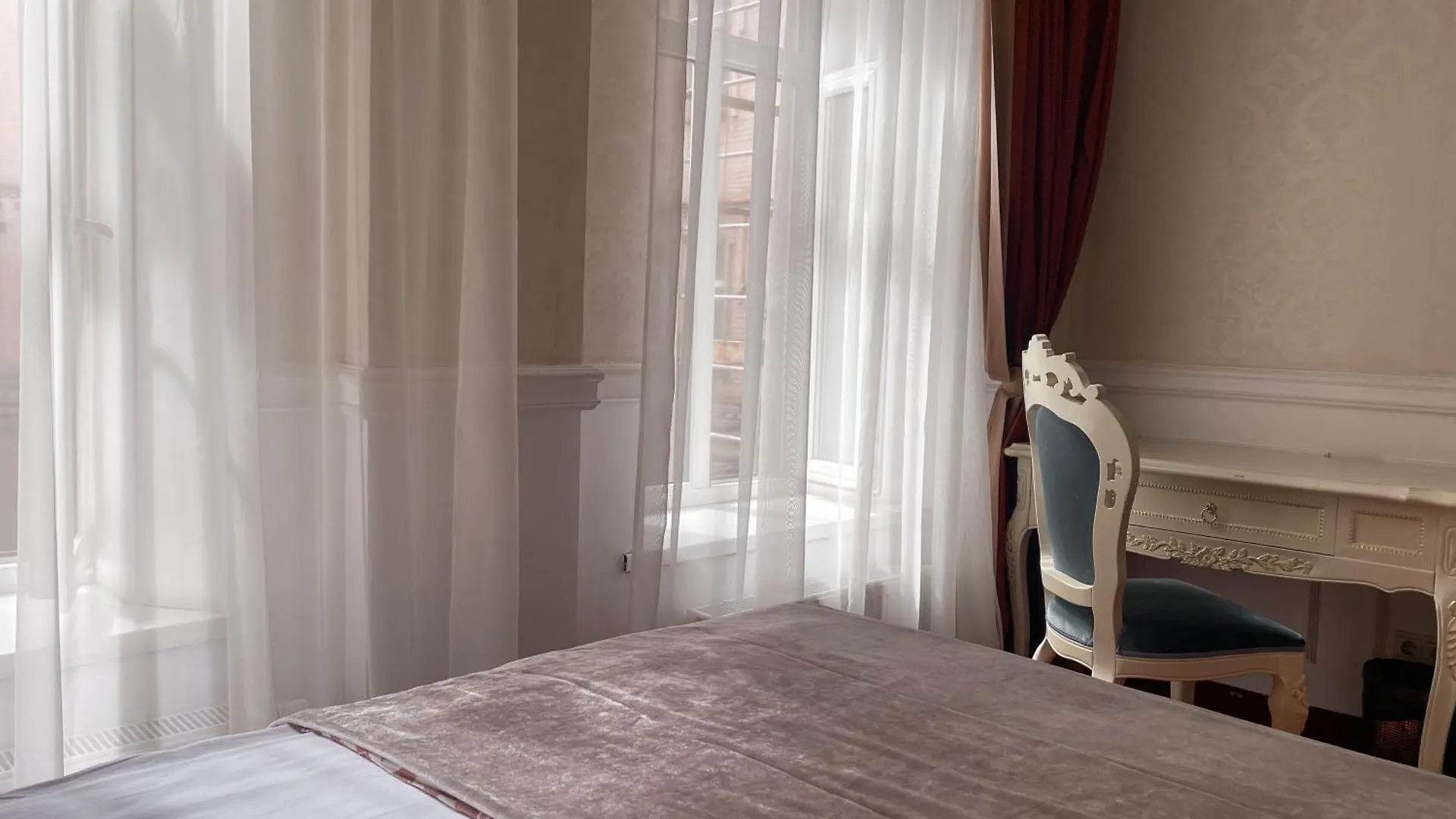 Royal Grand Hotel Kijów 3*,  Ukraina