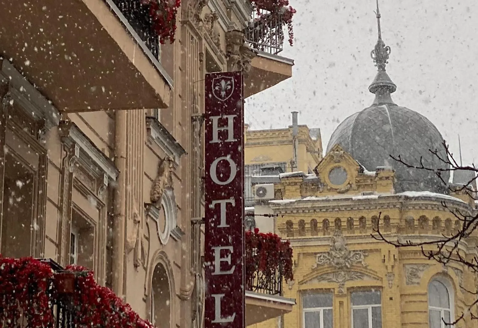 Royal Grand Hotel Kyiv 3*,