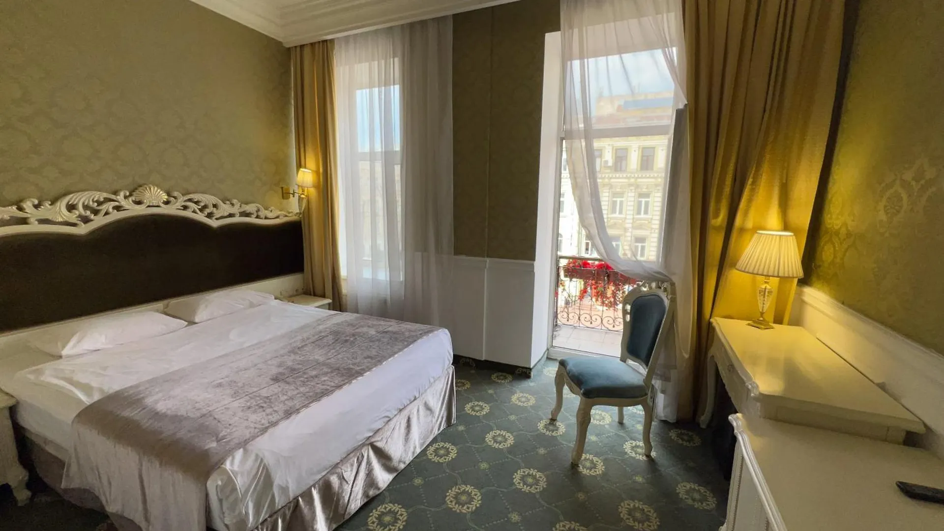 Royal Grand Hotel Kyiv